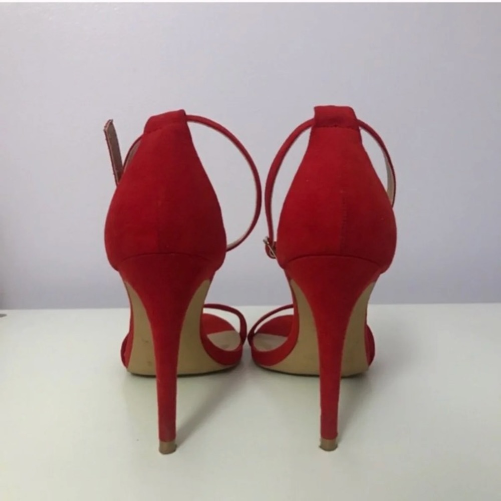 Red sandals - Picture 2 of 6